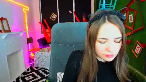 Snapshot of leilarai chatting on January 23, 2025, 1:56 pm Leila Rai online show from January 23, 2025, 1:56 pm