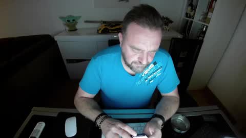 Snapshot of lemouth006 chatting on February 6, 2025, 8:45 pm Ange online show from February 6, 2025, 8:45 pm