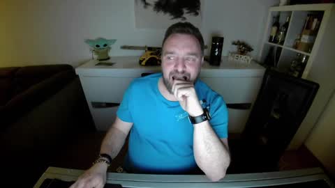 Snapshot of lemouth006 chatting on February 11, 2025, 9:03 pm Ange online show from February 11, 2025, 9:03 pm