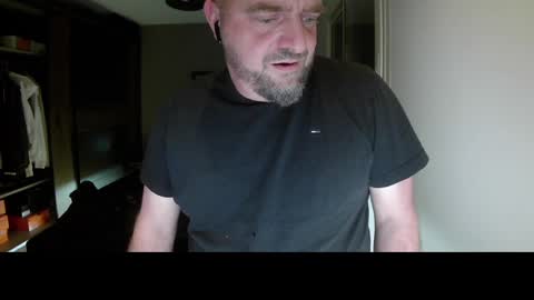 Snapshot of lemouth006 chatting on October 1, 2025, 1:44 am Ange online show from October 1, 2025, 1:44 am