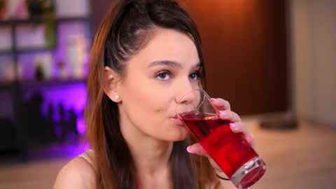 Lena Laurent online show from March 28, 2026, 10:15 am