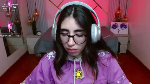 Lena online show from April 17, 2026, 5:49 pm