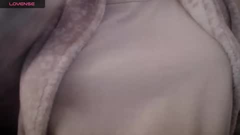 lenagolden online show from February 1, 2026, 7:18 am