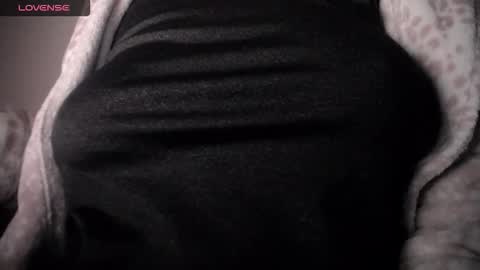 lenagolden online show from February 12, 2026, 1:44 am