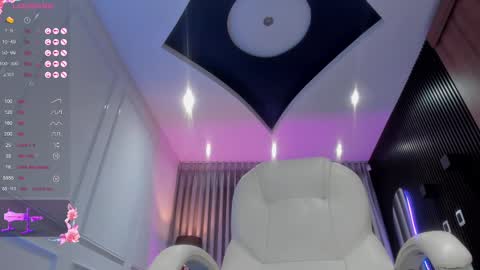  LENAH  online show from February 20, 2025, 11:31 am