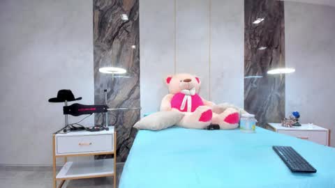 Snapshot of lenathompson chatting on February 28, 2025, 3:59 am Lenathompson online show from February 28, 2025, 3:59 am