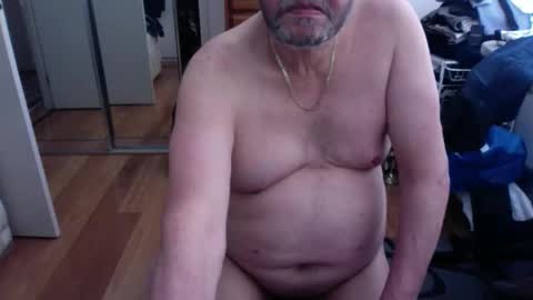 Pussylicker online show from October 16, 2025, 3:40 am