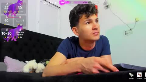 leo183877 online show from April 18, 2026, 7:01 am