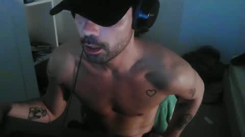 Snapshot of leo1991lol chatting on January 10, 2025, 9:44 am leo1991lol online show from January 10, 2025, 9:44 am