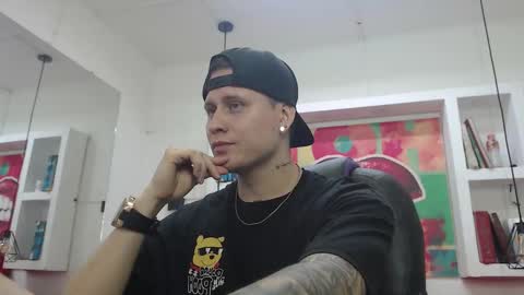 Yesid online show from February 9, 2025, 1:35 pm