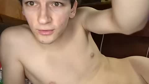 Snapshot of leo_cutie chatting on November 28, 2025, 2:20 pm leo_cutie online show from November 28, 2025, 2:20 pm