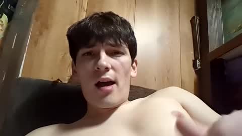 Snapshot of leo_cutie chatting on December 5, 2025, 8:27 pm leo_cutie online show from December 5, 2025, 8:27 pm