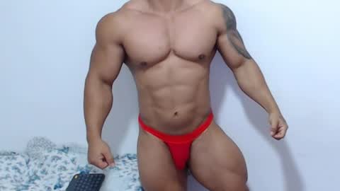 Snapshot of leo_muscleboy chatting on May 20, 2026, 1:39 pm Leo online show from May 20, 2026, 1:39 pm