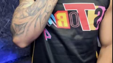 Leo independent model online show from February 4, 2026, 2:50 am