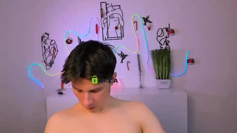 leo_valor online show from January 7, 2026, 7:44 am