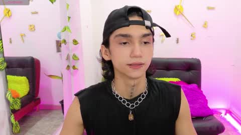 Leo online show from March 5, 2025, 1:39 pm