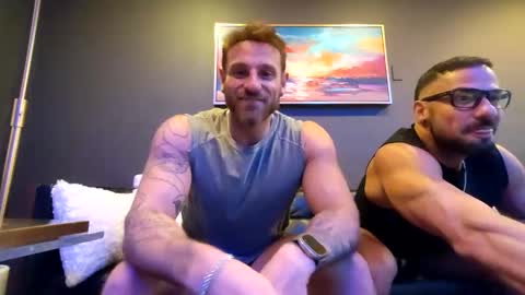 Snapshot of leobayne chatting on November 6, 2025, 3:18 am Leo Bayne online show from November 6, 2025, 3:18 am