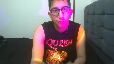 Snapshot of leoh_hades chatting on October 2, 2025, 4:08 am Leoh online show from October 2, 2025, 4:08 am