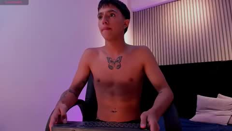 leohard_ online show from February 9, 2026, 12:31 pm