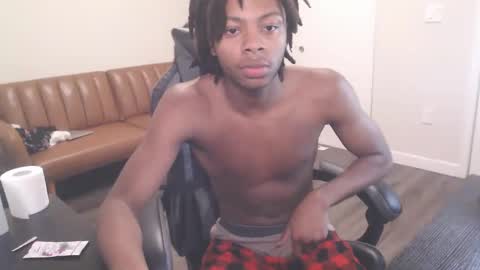 Snapshot of leomalonee chatting on February 23, 2025, 4:50 am LeoMalonee online show from February 23, 2025, 4:50 am