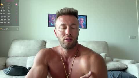 Snapshot of leon_lovefitness chatting on March 23, 2026, 2:04 am Leon online show from March 23, 2026, 2:04 am
