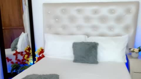 LUCY online show from April 14, 2026, 8:59 pm