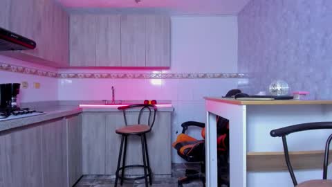 Tom Rider online show from December 20, 2025, 7:43 pm