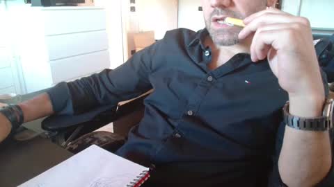 angel e sonia online show from June 5, 2026, 7:58 am