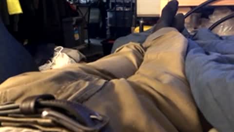 Leon online show from March 3, 2026, 4:07 am