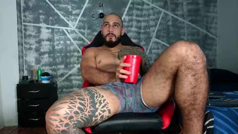 Snapshot of leonidas_k18 chatting on October 5, 2025, 2:21 am ANDRES online show from October 5, 2025, 2:21 am