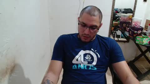 leonino231 online show from September 25, 2025, 11:36 am