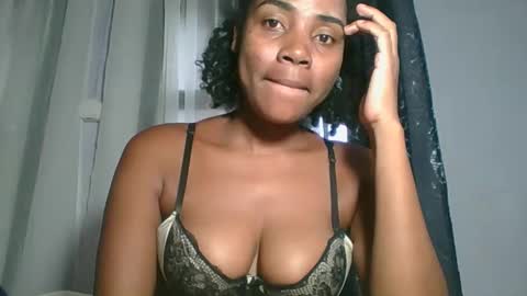 leonnida online show from April 5, 2026, 9:39 am