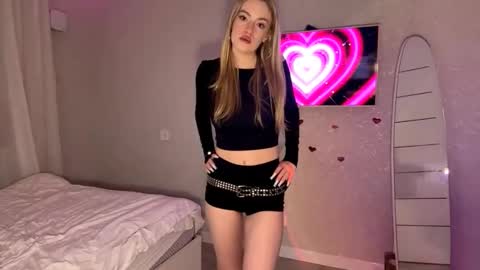 Snapshot of leonormcelyea chatting on February 18, 2026, 4:25 pm Eve online show from February 18, 2026, 4:25 pm