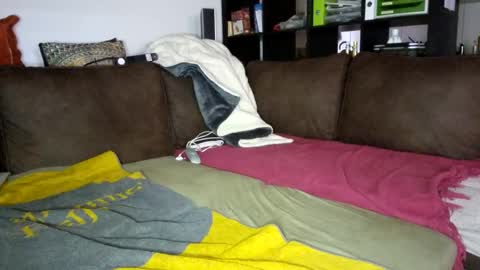 leorojas888 online show from January 2, 2025, 10:48 am