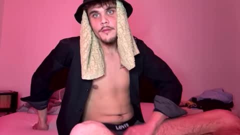 leosehenrot736234 online show from April 12, 2026, 9:42 pm