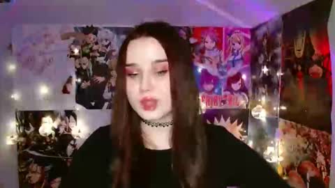 little secret online show from November 14, 2025, 6:06 pm