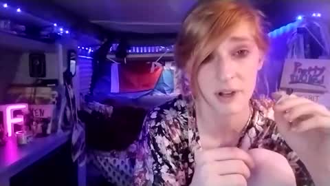 LesleyGumGrass- The Boring Trans girl online show from March 10, 2025, 7:21 am