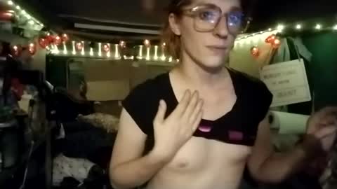 LesleyGumGrass- The Boring Trans girl online show from June 12, 2026, 2:21 am