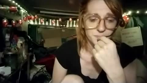 LesleyGumGrass- The Boring Trans girl online show from June 17, 2026, 4:15 am