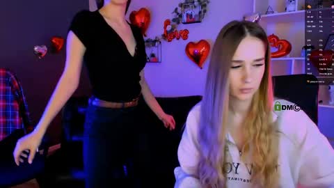 leslie_bird online show from March 9, 2026, 10:08 am