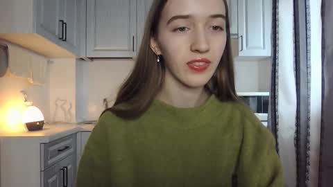  LESLIE   online show from September 28, 2025, 11:04 am