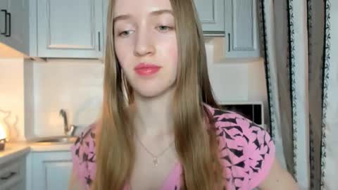  LESLIE   online show from October 30, 2025, 7:14 pm