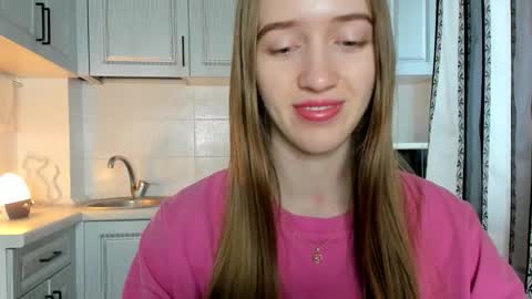  LESLIE   online show from November 12, 2025, 10:04 am