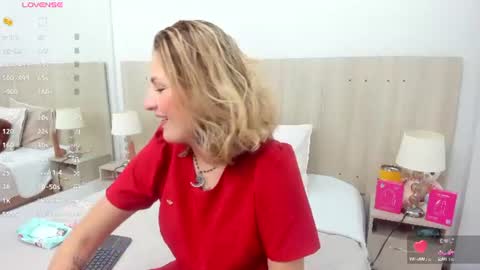 Snapshot of lesly_santodomingo chatting on July 13, 2026, 11:13 am Lesly Santodomingo online show from July 13, 2026, 11:13 am