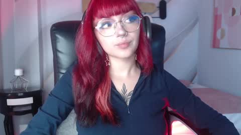 Snapshot of lessboobs_gh chatting on January 9, 2025, 12:09 pm Less online show from January 9, 2025, 12:09 pm