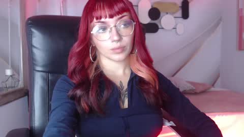 Snapshot of lessboobs_gh chatting on January 16, 2025, 12:09 pm Less online show from January 16, 2025, 12:09 pm