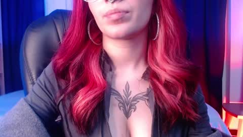 Snapshot of lessboobs_gh chatting on January 25, 2025, 2:47 pm Less online show from January 25, 2025, 2:47 pm