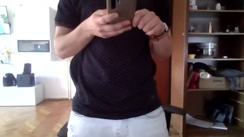 Snapshot of lestaro chatting on July 21, 2026, 1:02 pm neoglo online show from July 21, 2026, 1:02 pm
