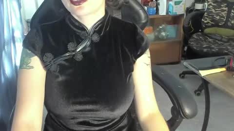 lestatdlion online show from April 1, 2026, 12:39 pm