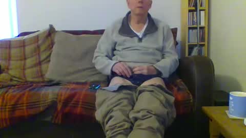 Snapshot of letmestrip chatting on December 6, 2024, 1:55 pm paul online show from December 6, 2024, 1:55 pm